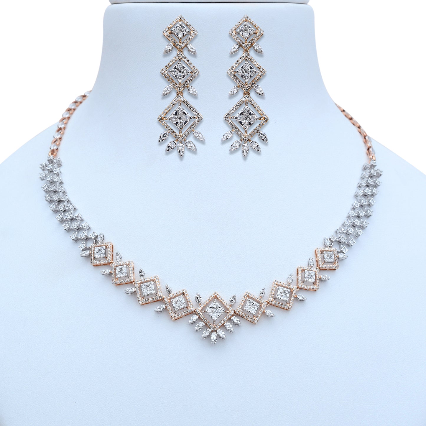 The Square Garland Diamond Necklace Set