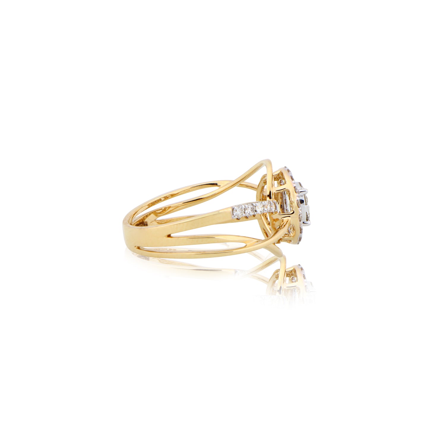 The Classic Diamond Ring
